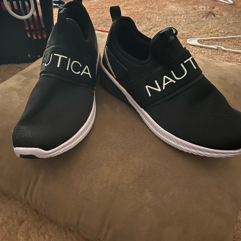 Nautica Men's Black and White Slip-On Sneakers